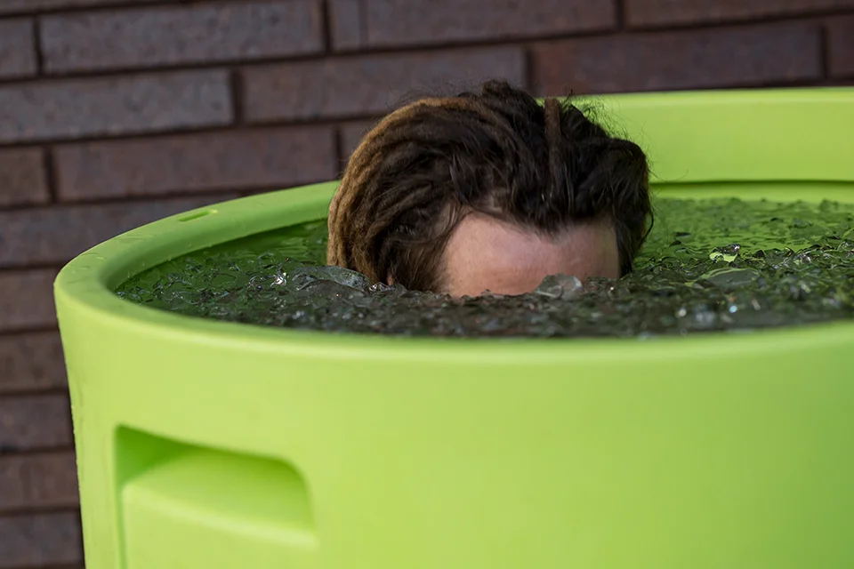 ice cold plunge tub